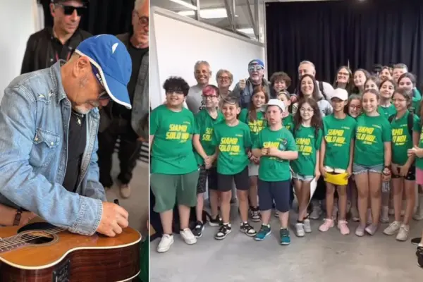 “You are fantastic”: Vasco Rossi meets the children of Mosti school, emotions for the baby musicians