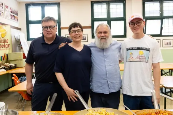 Stefan and Kaspar from Austria to Cucine Popolari: the journey of father and son in the heart of solidarity