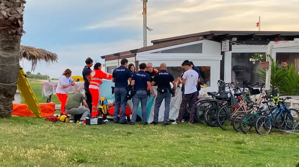 The victim of the assault was resuscitated on the spot (Photo Zeppilli)