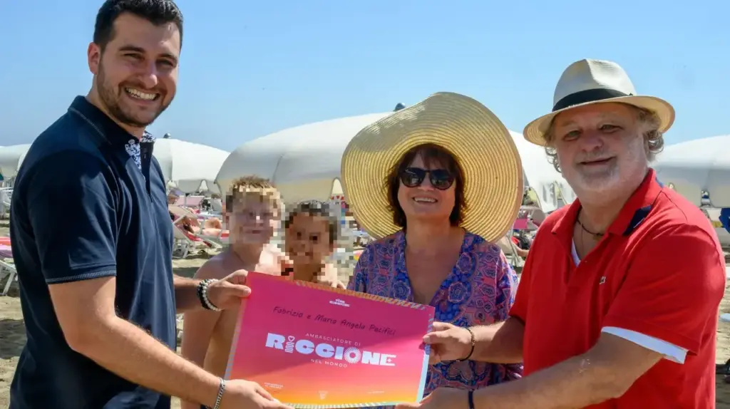 The Tourism Councillor of Riccione Mattia Guidi presented the prestigious certificate of 'Ambassadors of Riccione in the world' to Fabrizio and Maria Angela Pacifici
