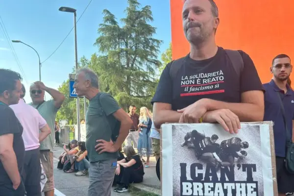 Demonstration for Fakir, hundreds for the 'popular march' to Pilastro: live from Bologna