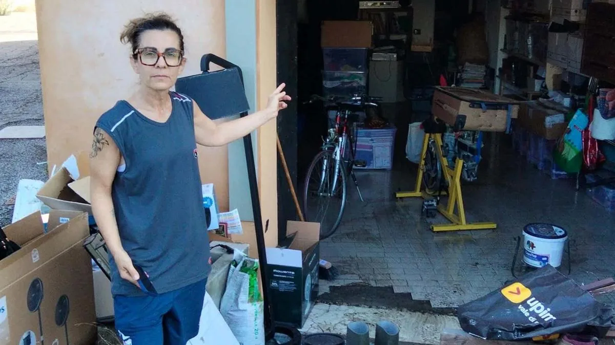 Cloudburst, damage is being counted: "Garages and cellars flooded with cars almost submerged. Businesses still without the...