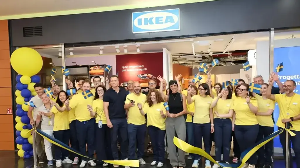 Ikea lands in Reggio Emilia: opens a new store at the I Petali shopping center, but with a new format