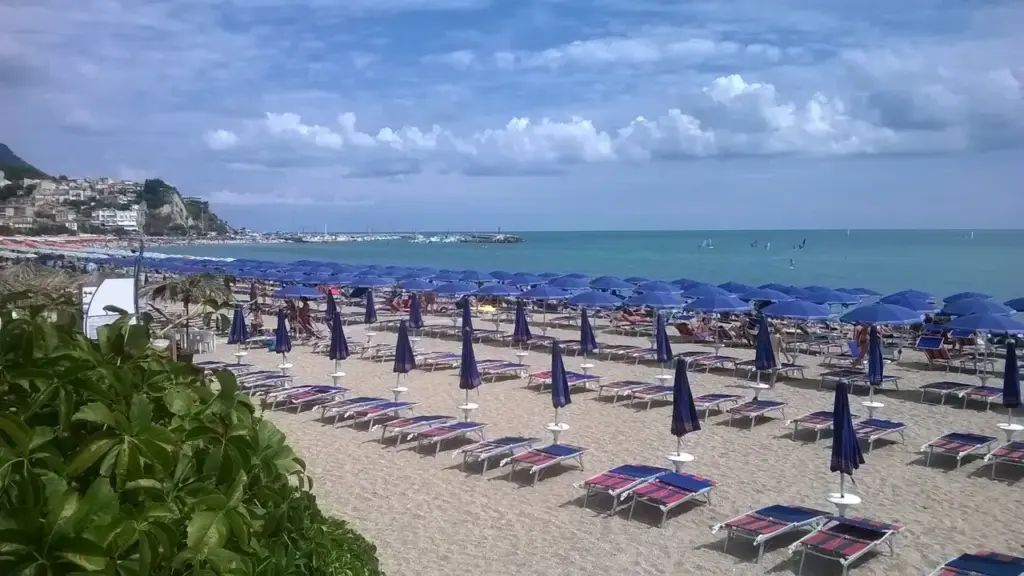 La spiaggia di Numana