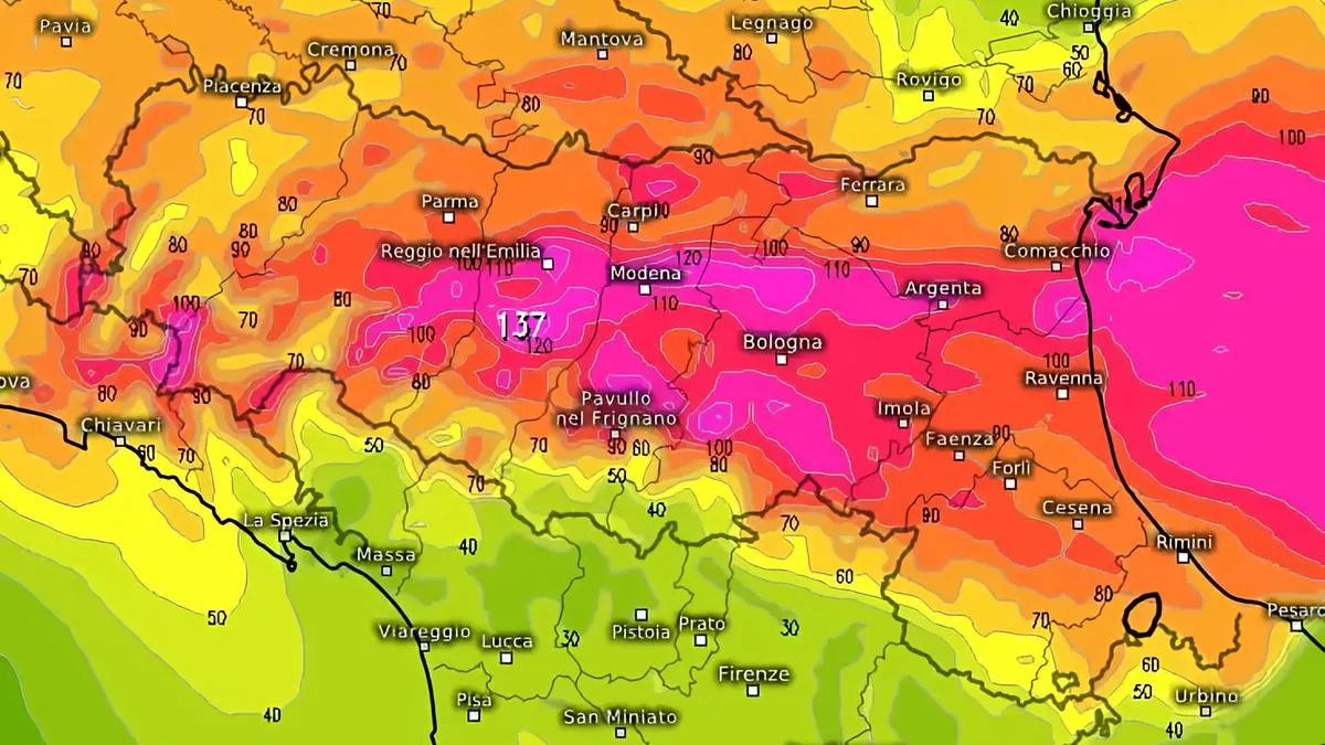 Bad weather today, thunderstorms moving across all of Emilia-Romagna: the timing of the disturbance