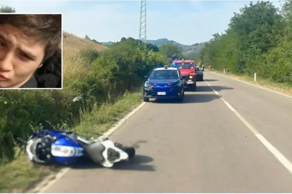 Andrea Baroni died at 24 years old in the motorcycle accident on the Porrettana. The mother: "My angel has flown away"