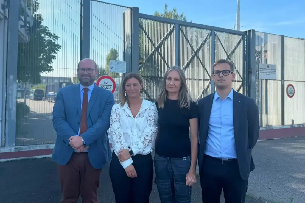 The Lombardy delegation of Brothers of Italy in front of Bollate prison