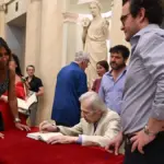 Milanesiana worthy of applause. Sgarbi face to face with Paolo Del Debbio for ‘The Closest Sky’
