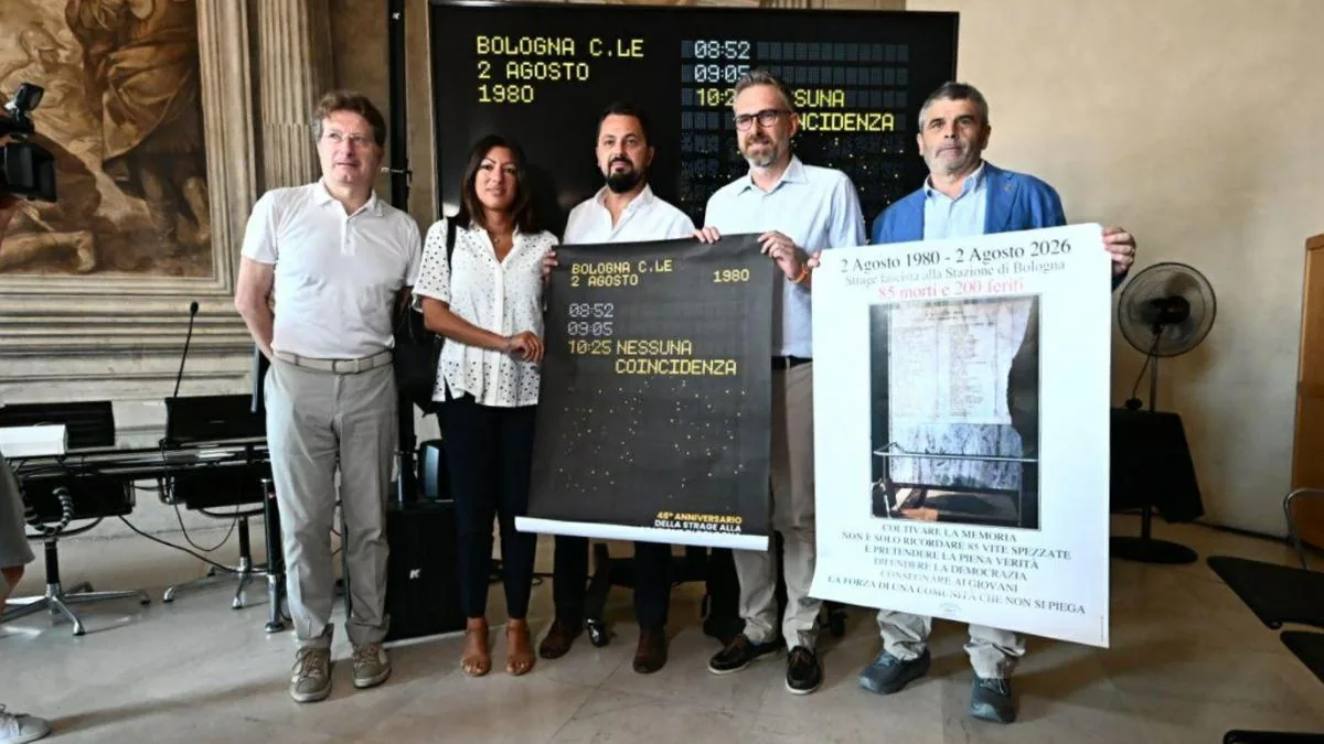 August 2nd massacre, Bologna takes to the streets again. Lepore: “But the city is still wounded by the death of Fakir”