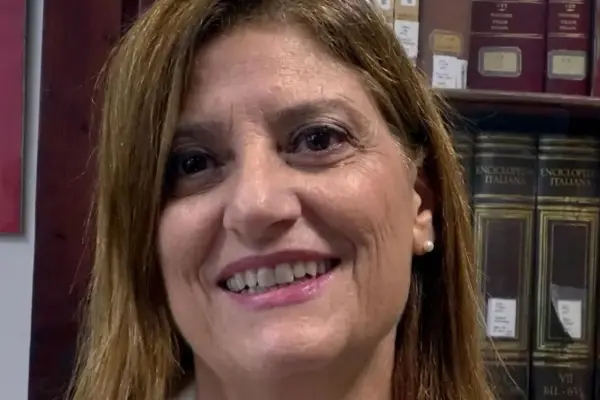 Classical high school of Italy for Italians, the principal leaves: Maria Silvia Arcuti returns to Puglia. In June the