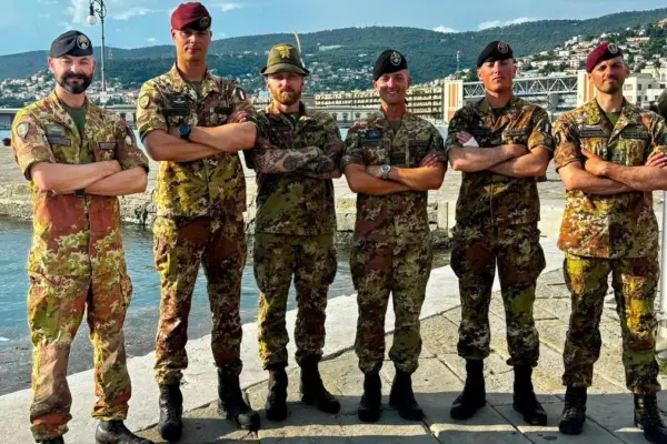 Academy of Modena, military heroes save man who ends up in water with his car. Crosetto: "Proud of them"