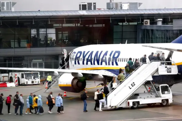 Disruptions and delays on the Cagliari-Bologna flight: “Arrived in the middle of the night, no taxi to get home”