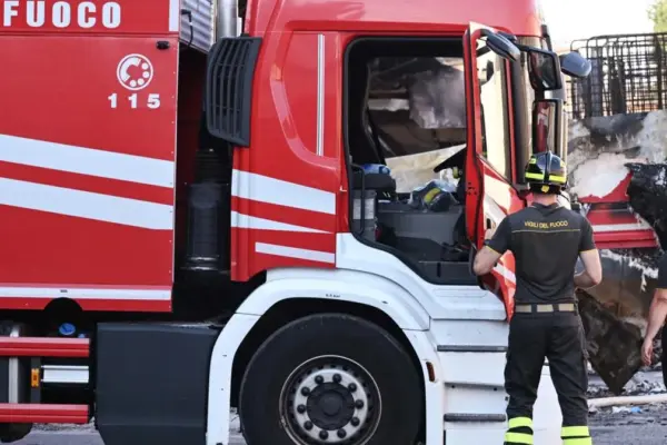Amandola, fire in the attic of the monastery: nuns evacuated