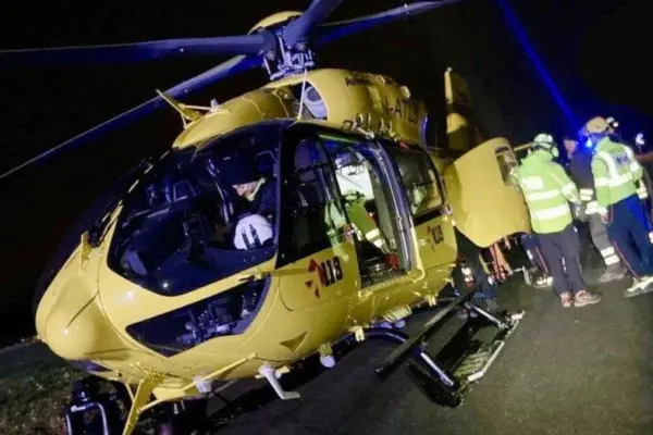 Chain collision involving 4 cars on the A14: young people in their 20s on board. One girl in critical condition