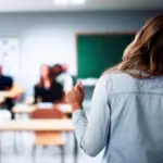 Loses payroll due to an email never received, teacher reinstated in ranking by the Tar