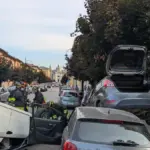 Car crash on the avenue and it overturns: the driver is miraculously saved, Predappio is paralyzed