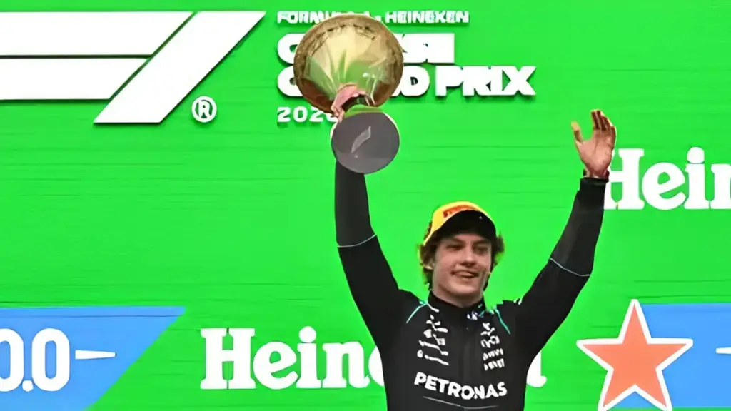 Andrea Kimi Antonelli, Bolognese, 19 years old. He has won eight Formula One Grand Prix