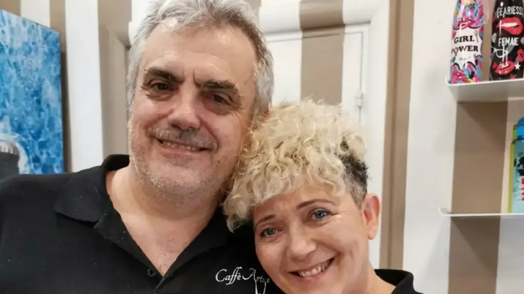 L’Antico Caffè di Paolo Chiusoli e Stefania Lucarini in Santa Viola a Bologna ha chiuso i battenti: 