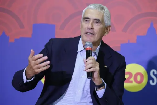 Municipal, Casini criticizes: “Too many civic candidates. They risk being decoys”