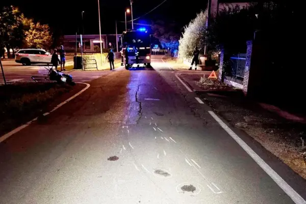 Dead a few meters from his front door: the tragedy of Amedeo, violently thrown from his scooter