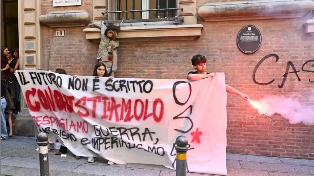 Le proteste della mattinata del 15 settemb