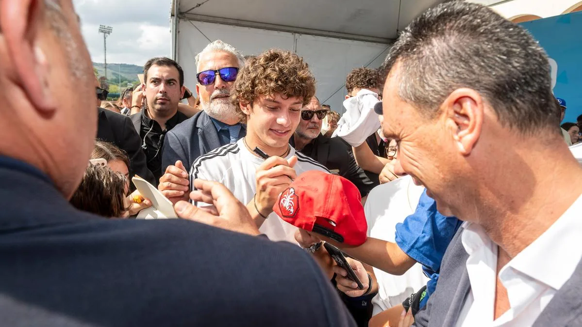 Kimi Antonelli in San Marino meets the children: “I would like to become one of the greatest drivers of all time”
